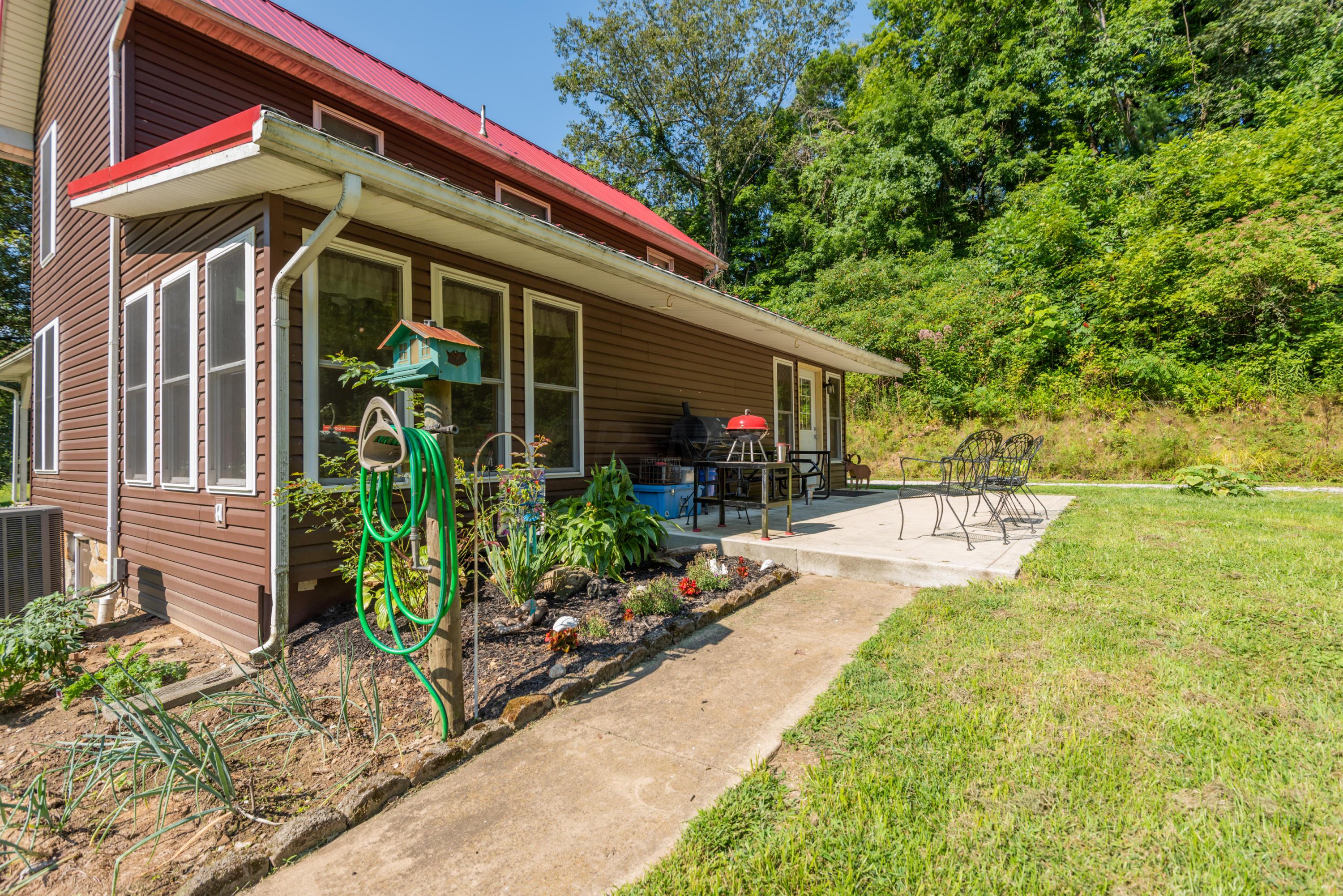31540 Ansel Road Logan, OH 43138 - Photo 3 of 56 Gallery Image 3