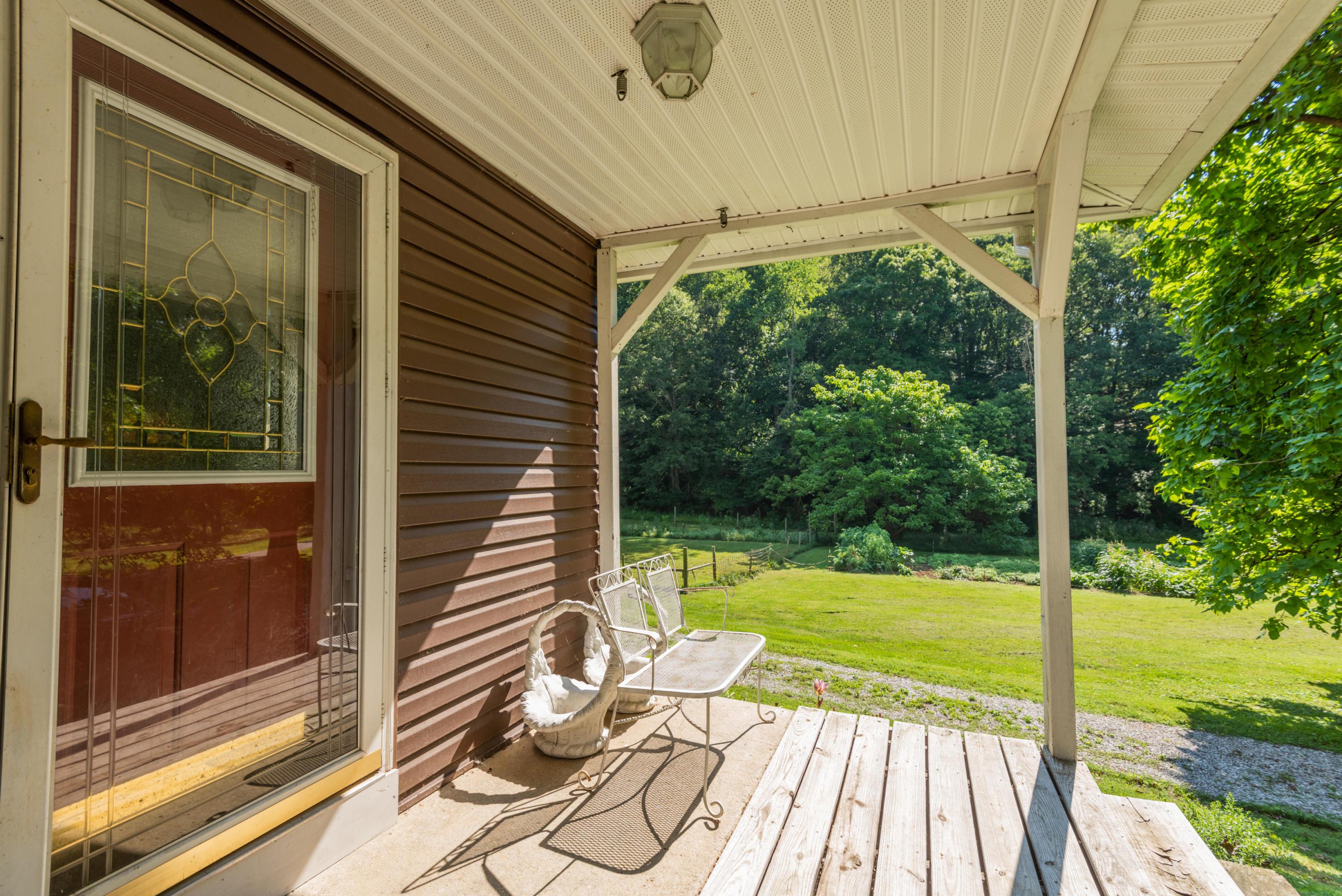 31540 Ansel Road Logan, OH 43138 - Photo 6 of 56 Gallery Image 6