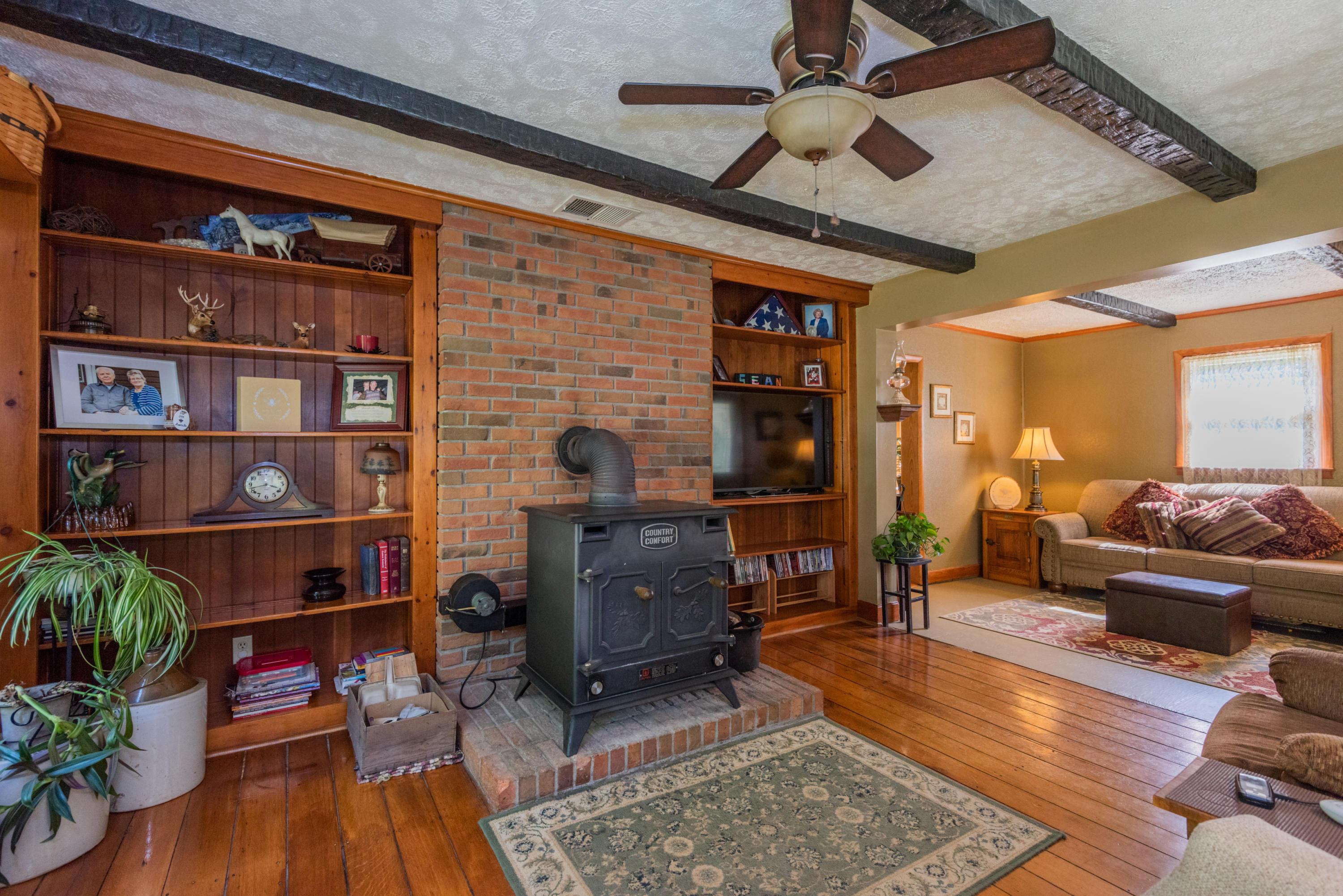 31540 Ansel Road Logan, OH 43138 - Photo 7 of 56 Gallery Image 7