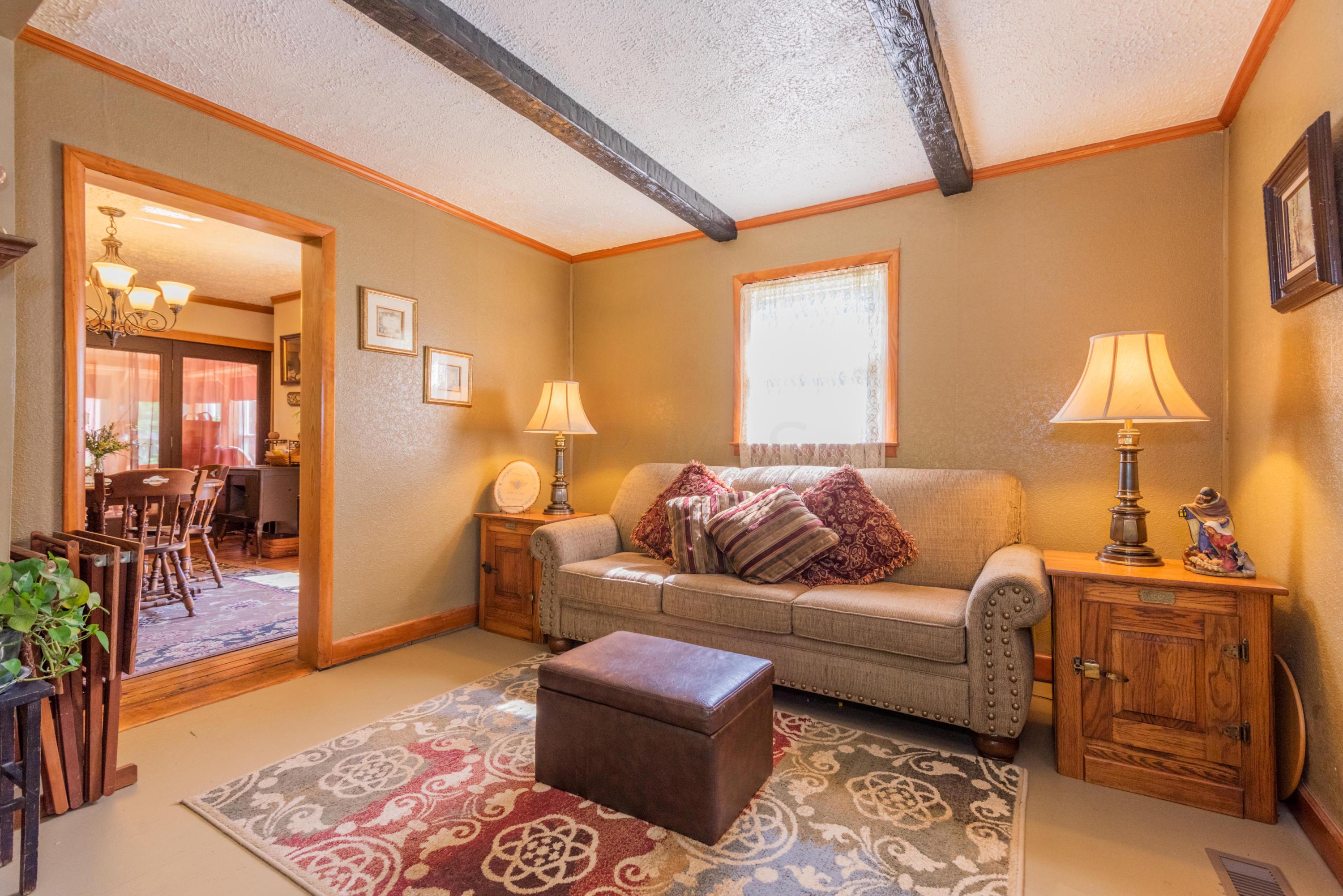 31540 Ansel Road Logan, OH 43138 - Photo 9 of 56 Gallery Image 9