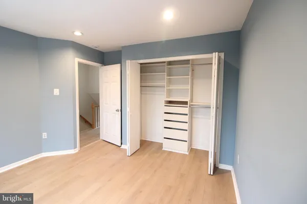 $3,100 | 410 Clifford Avenue, Alexandria, VA 22305