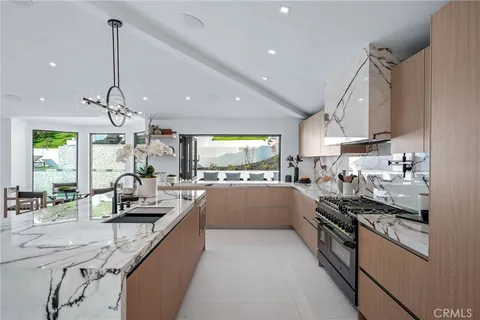 $4,495,000 | 32346 Phantom Drive, Rancho Palos Verdes, CA 90275