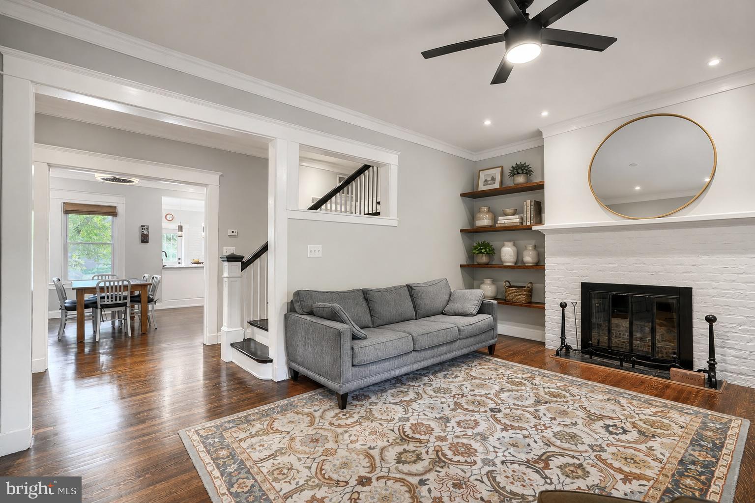 4416 Roland Avenue Baltimore, MD 21210 - Photo 4 of 60