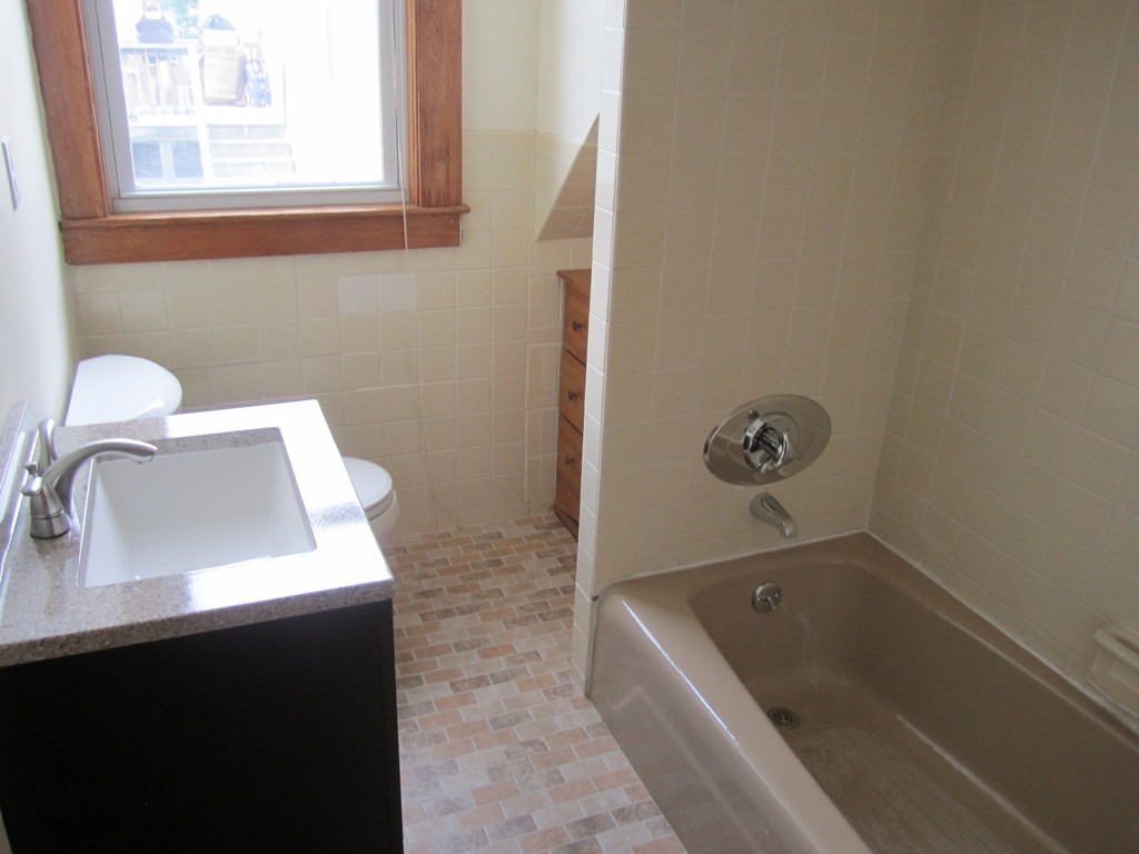 1428 Bridge Street Dracut, MA 01826 - Photo 12 of 23