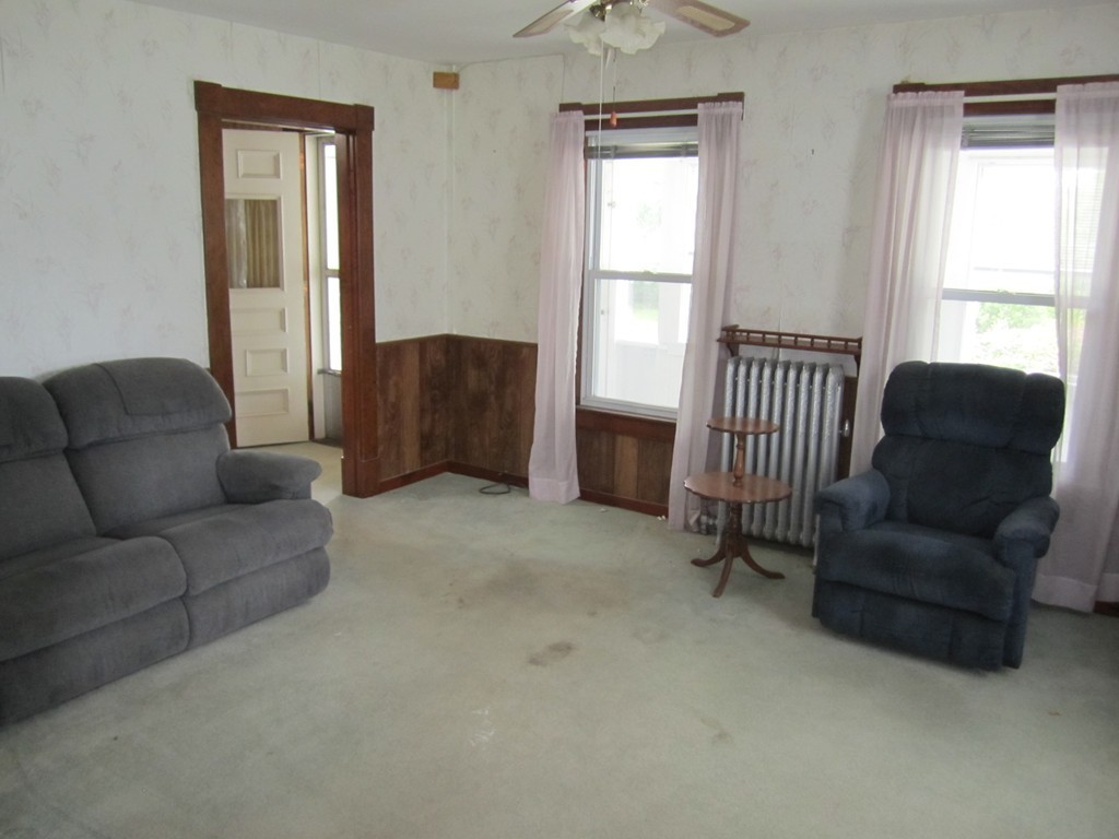 1428 Bridge Street Dracut, MA 01826 - Photo 7 of 23