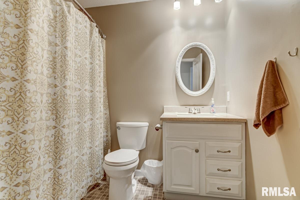 3000 Selkirk Road Springfield, IL 62702 - Photo 27 of 34