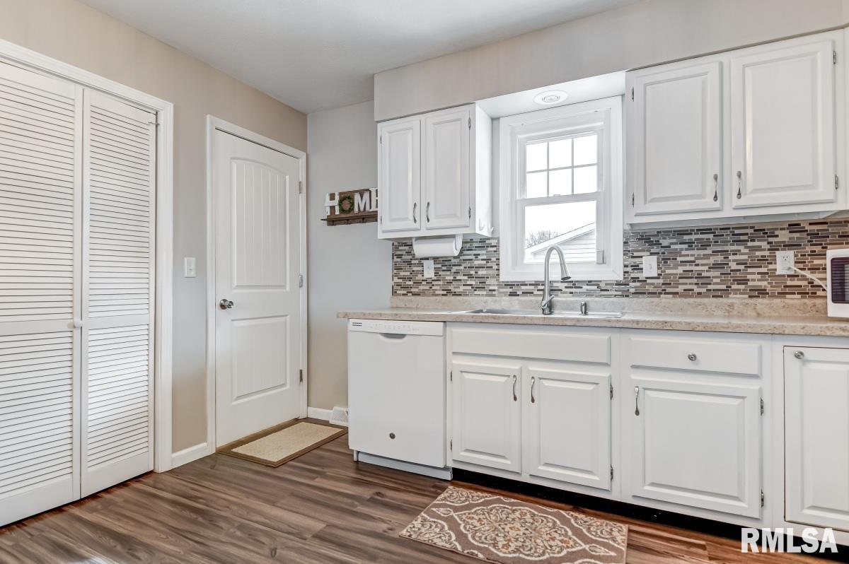 3000 Selkirk Road Springfield, IL 62702 - Photo 10 of 34