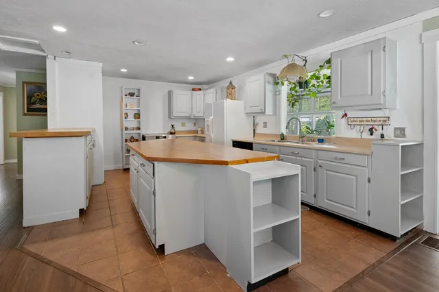 $624,900 | 41 Linden Road, Conway, NH 03860