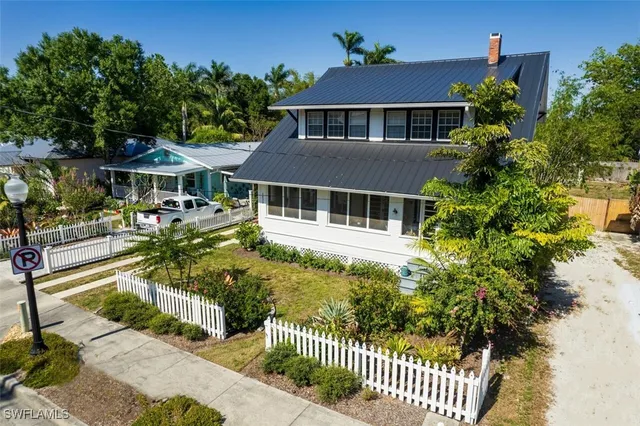$539,000 | 1623 Woodford Avenue, Fort Myers, FL 33901
