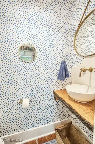 $539,000 | 1623 Woodford Avenue, Fort Myers, FL 33901