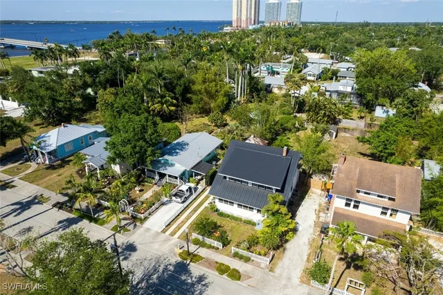 $539,000 | 1623 Woodford Avenue, Fort Myers, FL 33901