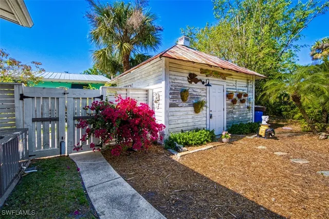 $539,000 | 1623 Woodford Avenue, Fort Myers, FL 33901