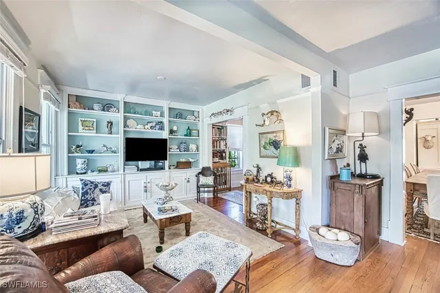 $539,000 | 1623 Woodford Avenue, Fort Myers, FL 33901