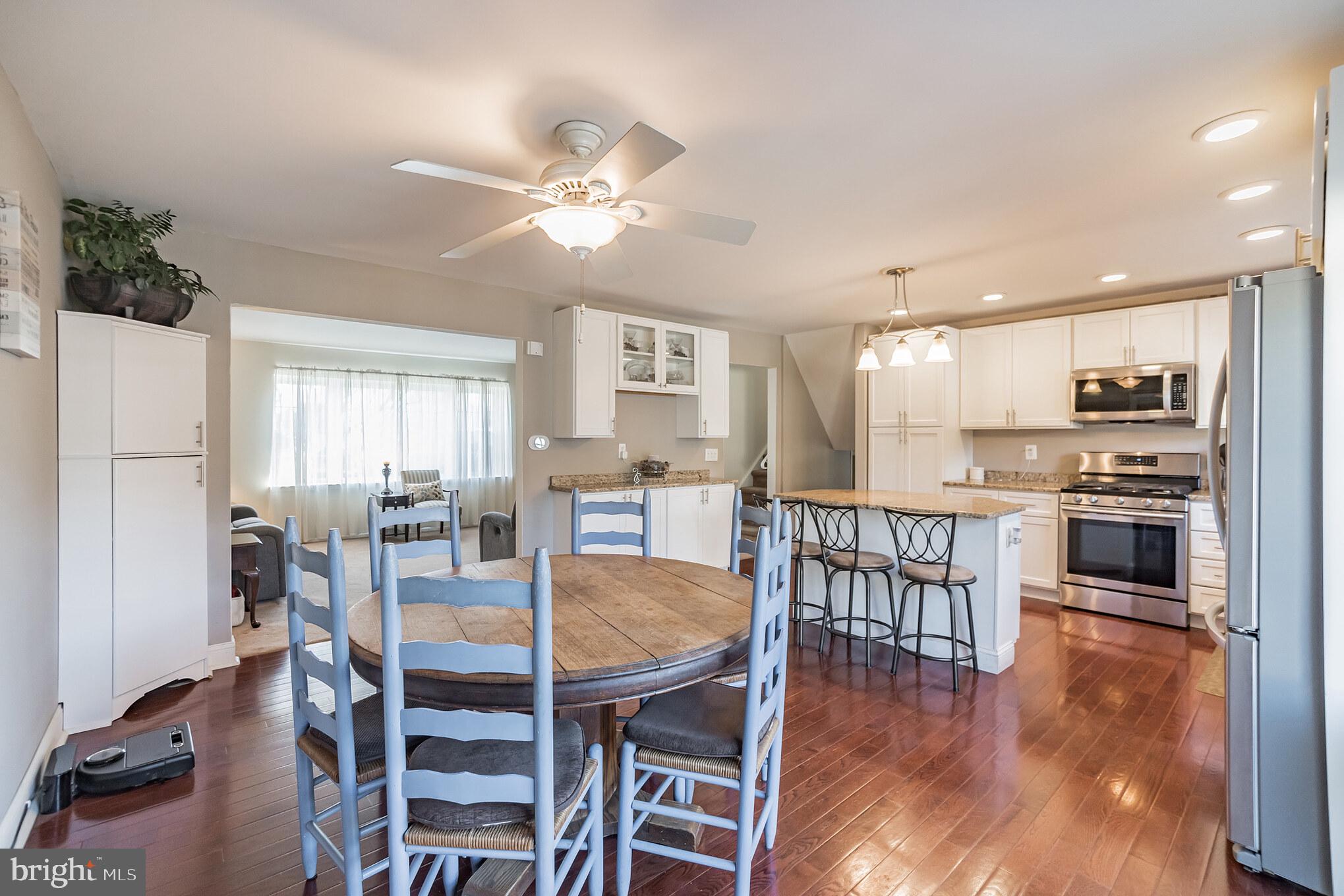 13034 Sewell Road Philadelphia, PA 19116 - Photo 11 of 32 Dining Room