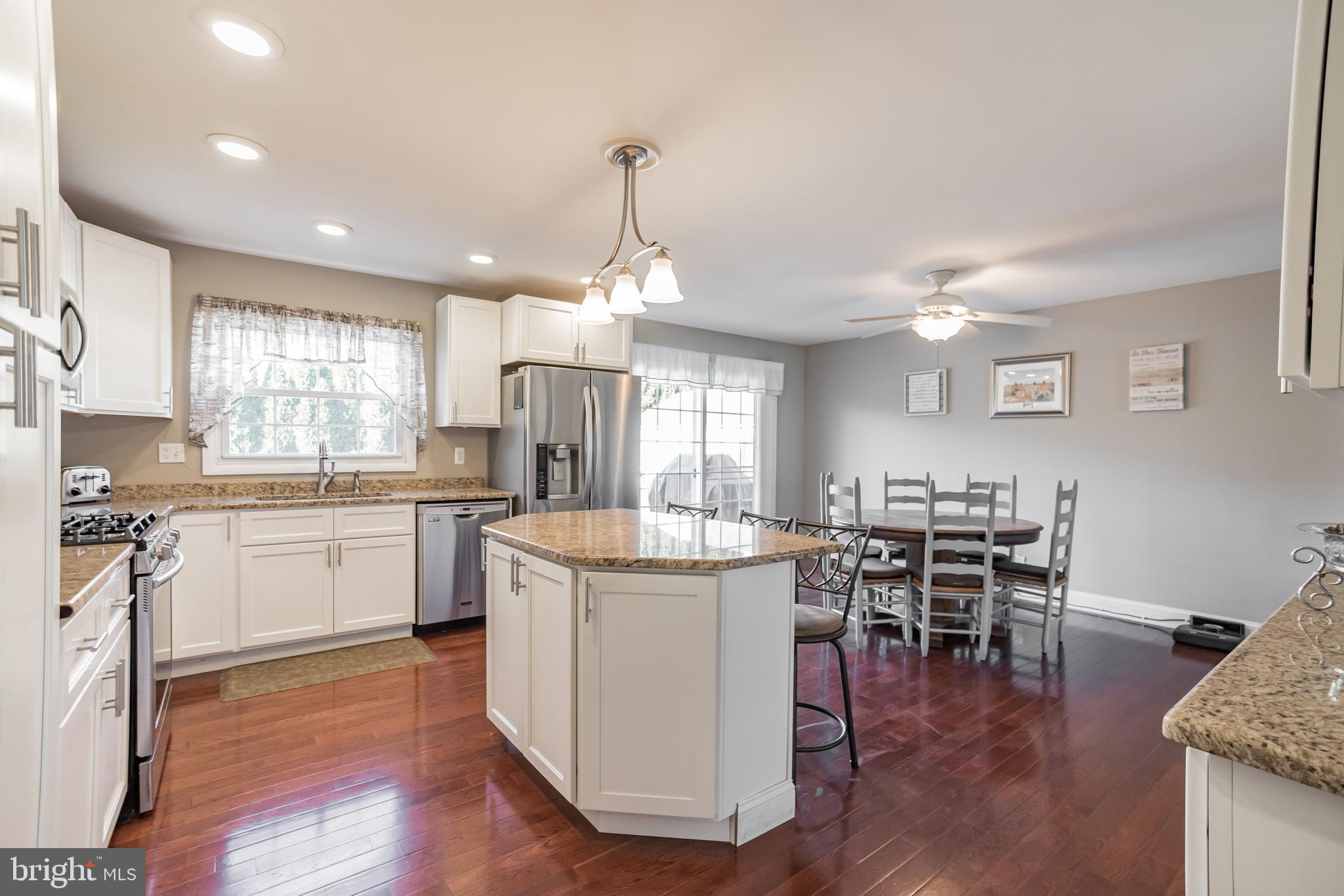 13034 Sewell Road Philadelphia, PA 19116 - Photo 8 of 32 Open Kitchen