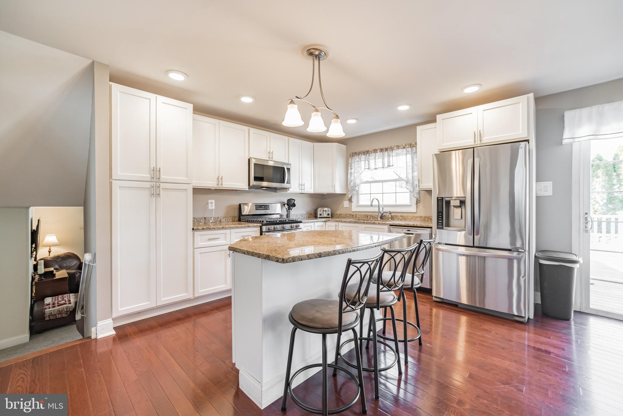 13034 Sewell Road Philadelphia, PA 19116 - Photo 10 of 32
