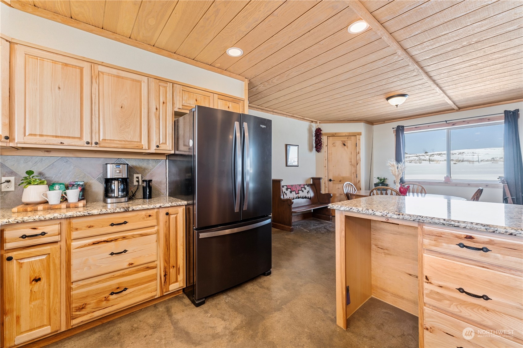 2083 3rd Road Southwest East Wenatchee, WA 98802 - Photo 12 of 37 Gallery Image 12