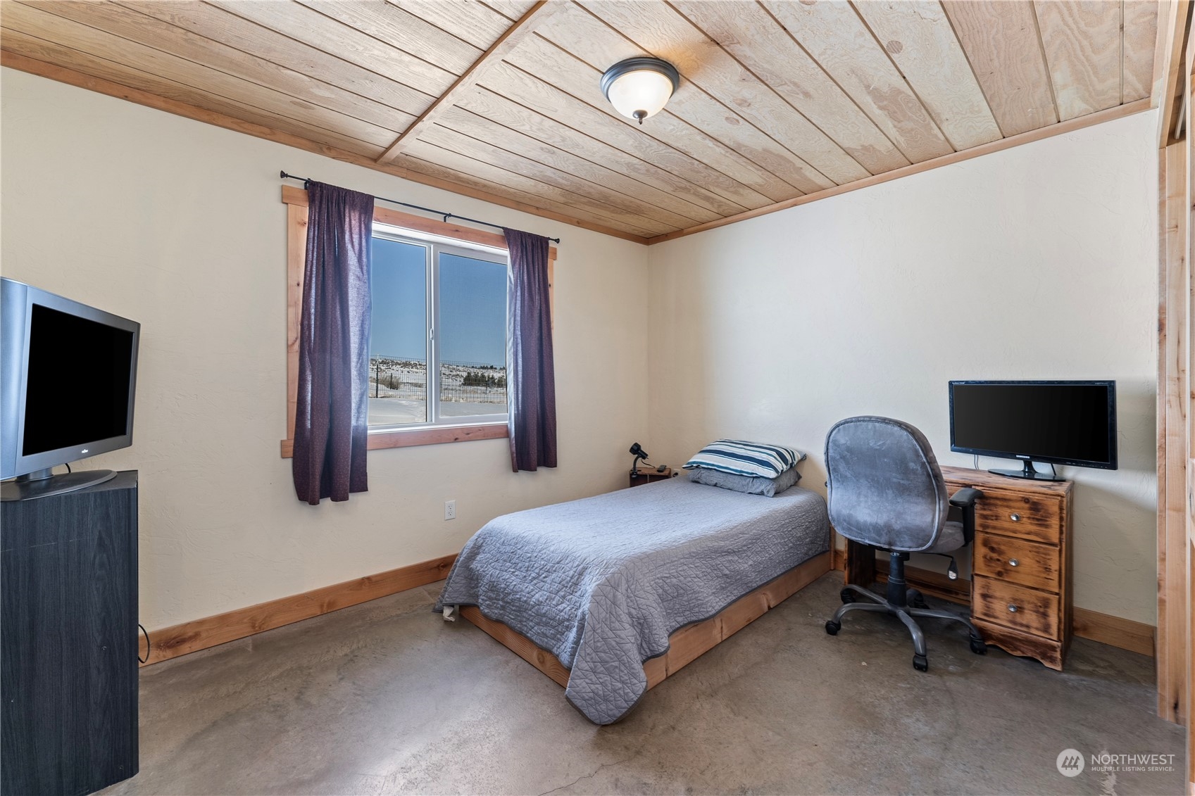 2083 3rd Road Southwest East Wenatchee, WA 98802 - Photo 19 of 37 Gallery Image 19
