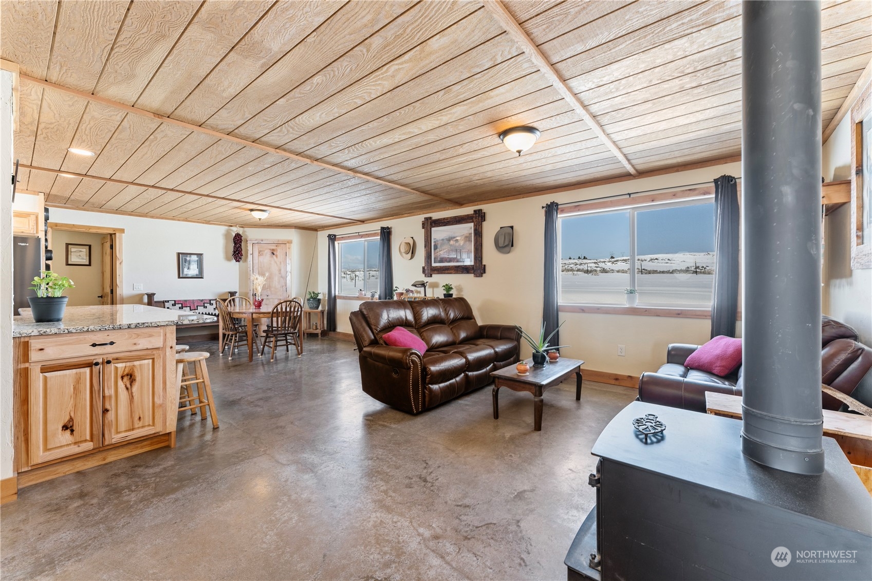 2083 3rd Road Southwest East Wenatchee, WA 98802 - Photo 5 of 37 Gallery Image 5
