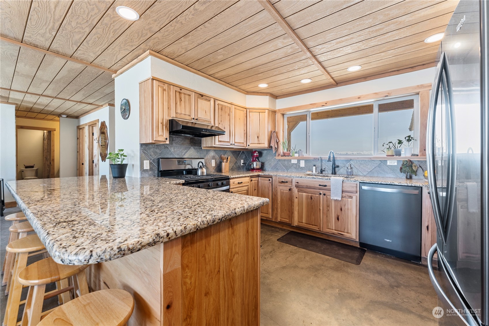 2083 3rd Road Southwest East Wenatchee, WA 98802 - Photo 10 of 37 Gallery Image 10