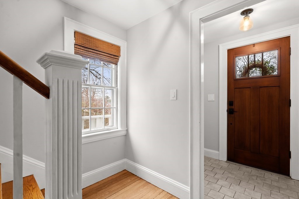 375 Warren Street Needham, MA 02492 - Photo 5 of 33 Gallery Image 5