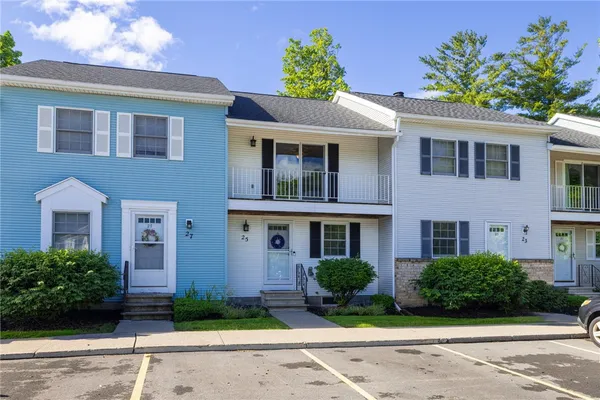 $235,000 | 25 Southfield Drive, Webster, NY 14580