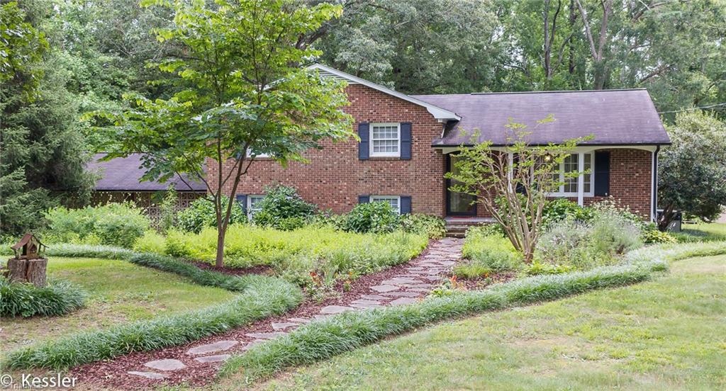 1926 Wellington Road Burlington, NC 27217 - Photo 1 of 30 Gallery Image 1
