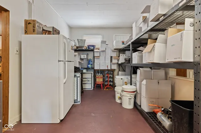 $217,400 | 18 North Jefferson Street, Knightstown, IN 46148