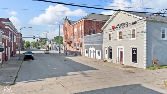 $217,400 | 18 North Jefferson Street, Knightstown, IN 46148