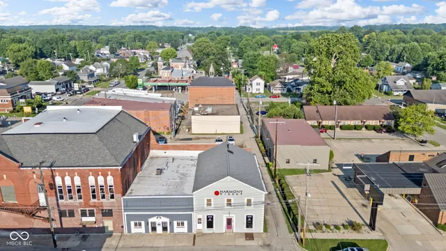 $217,400 | 18 North Jefferson Street, Knightstown, IN 46148