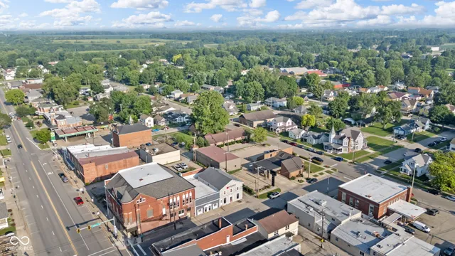 $217,400 | 18 North Jefferson Street, Knightstown, IN 46148