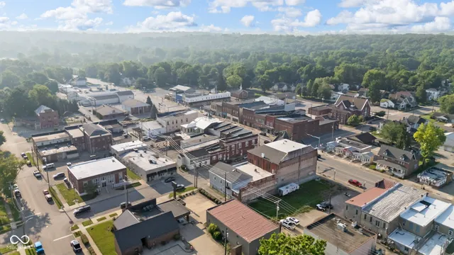 $217,400 | 18 North Jefferson Street, Knightstown, IN 46148