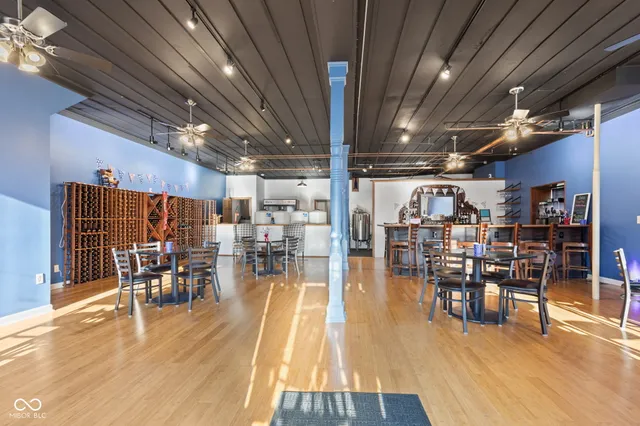 $217,400 | 18 North Jefferson Street, Knightstown, IN 46148