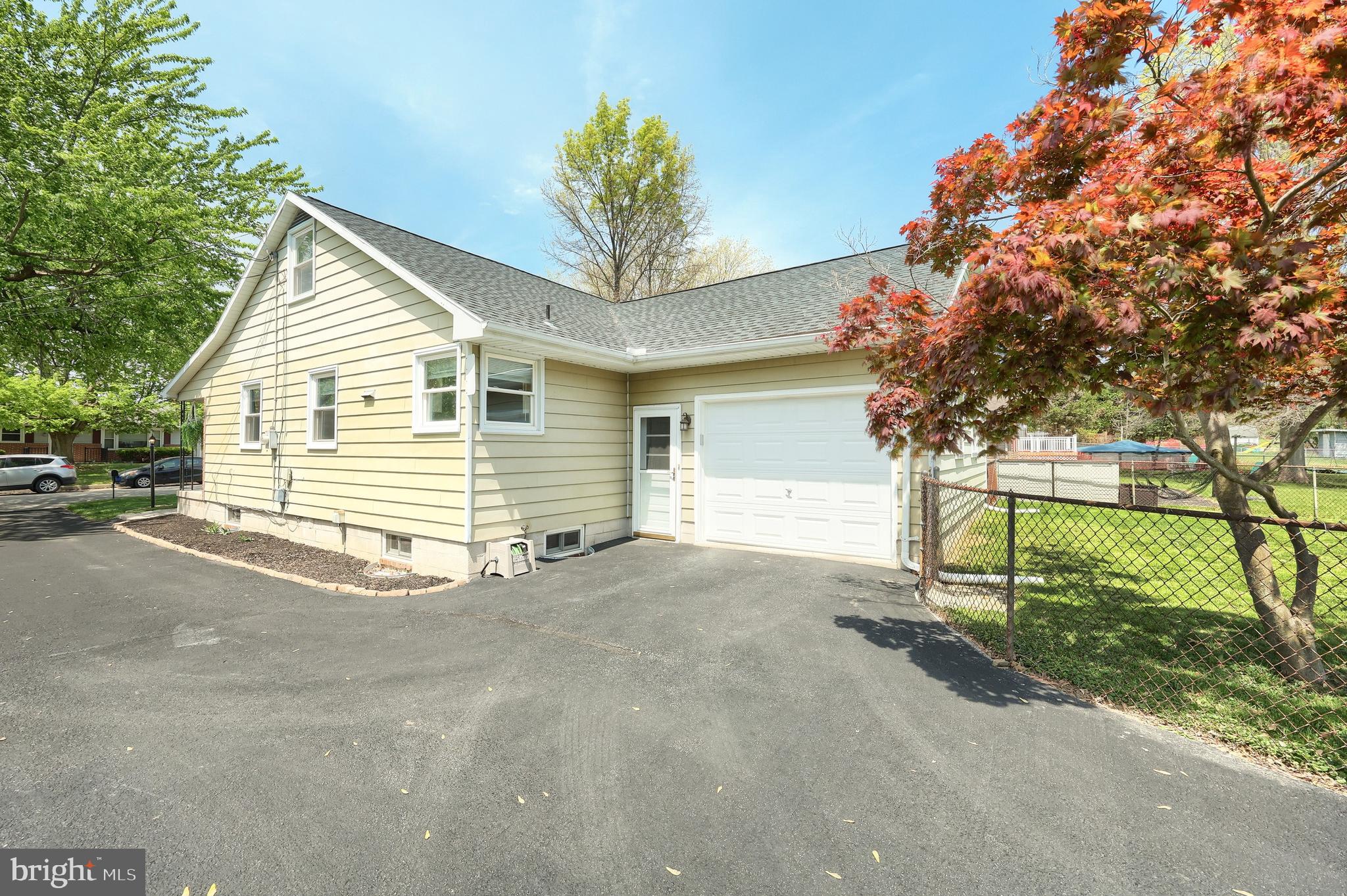 18 Scott Street Hanover, PA 17331 - Photo 3 of 40 Gallery Image 3