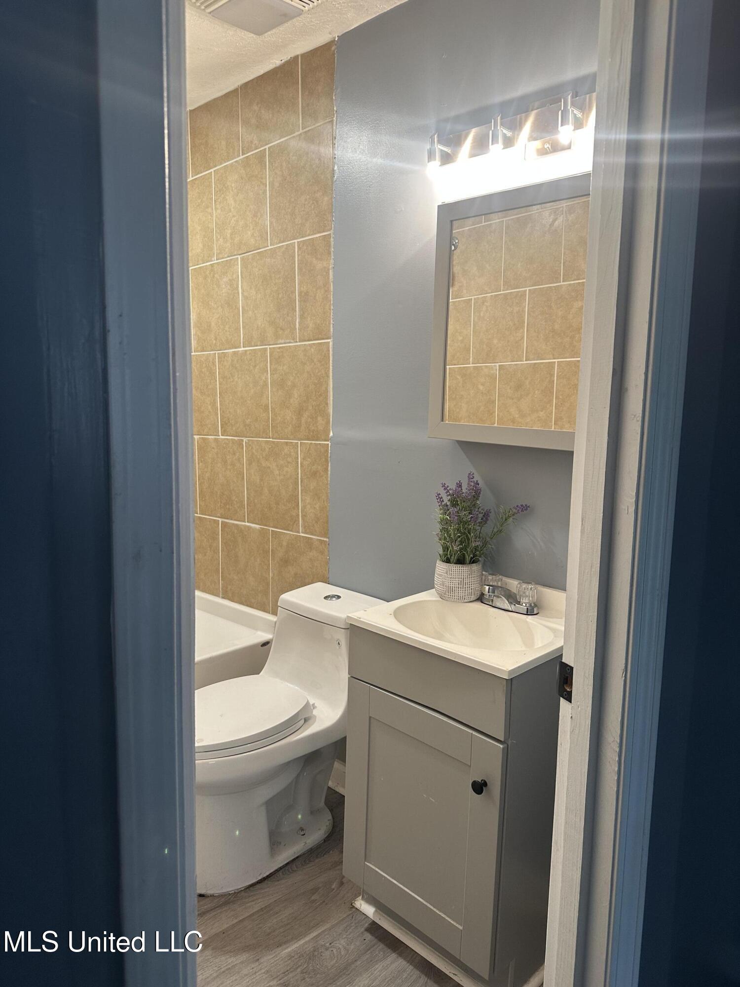 721 Glenmont Drive Jackson, MS 39209 - Photo 19 of 31 IMG_9923