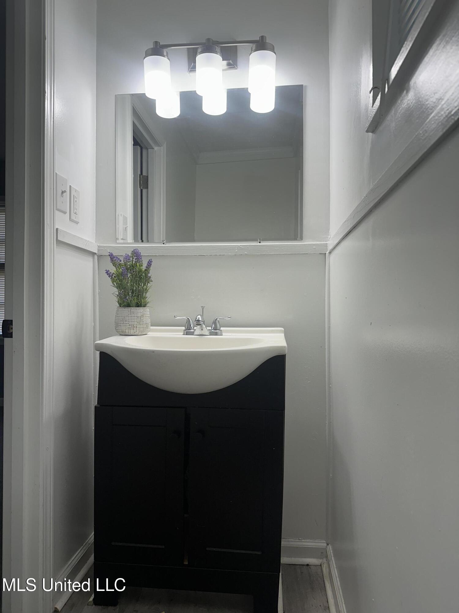 721 Glenmont Drive Jackson, MS 39209 - Photo 23 of 31 IMG_9910