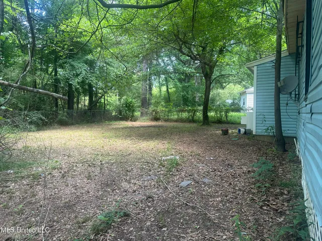 $89,900 | 721 Glenmont Drive, Jackson, MS 39209