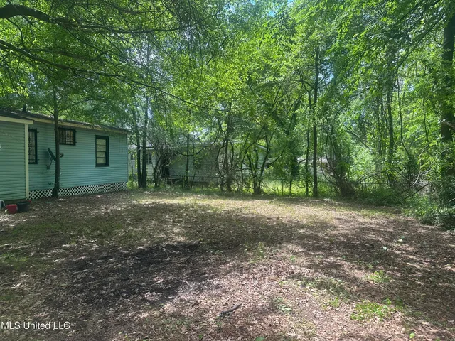 $89,900 | 721 Glenmont Drive, Jackson, MS 39209