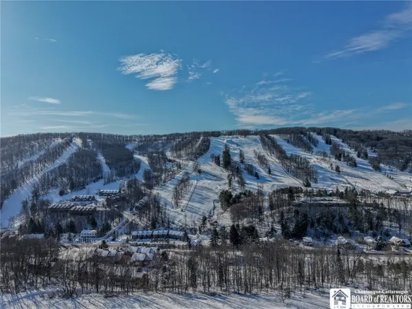 $450,000 | 16 Stone Ridge, Ellicottville, NY 14731