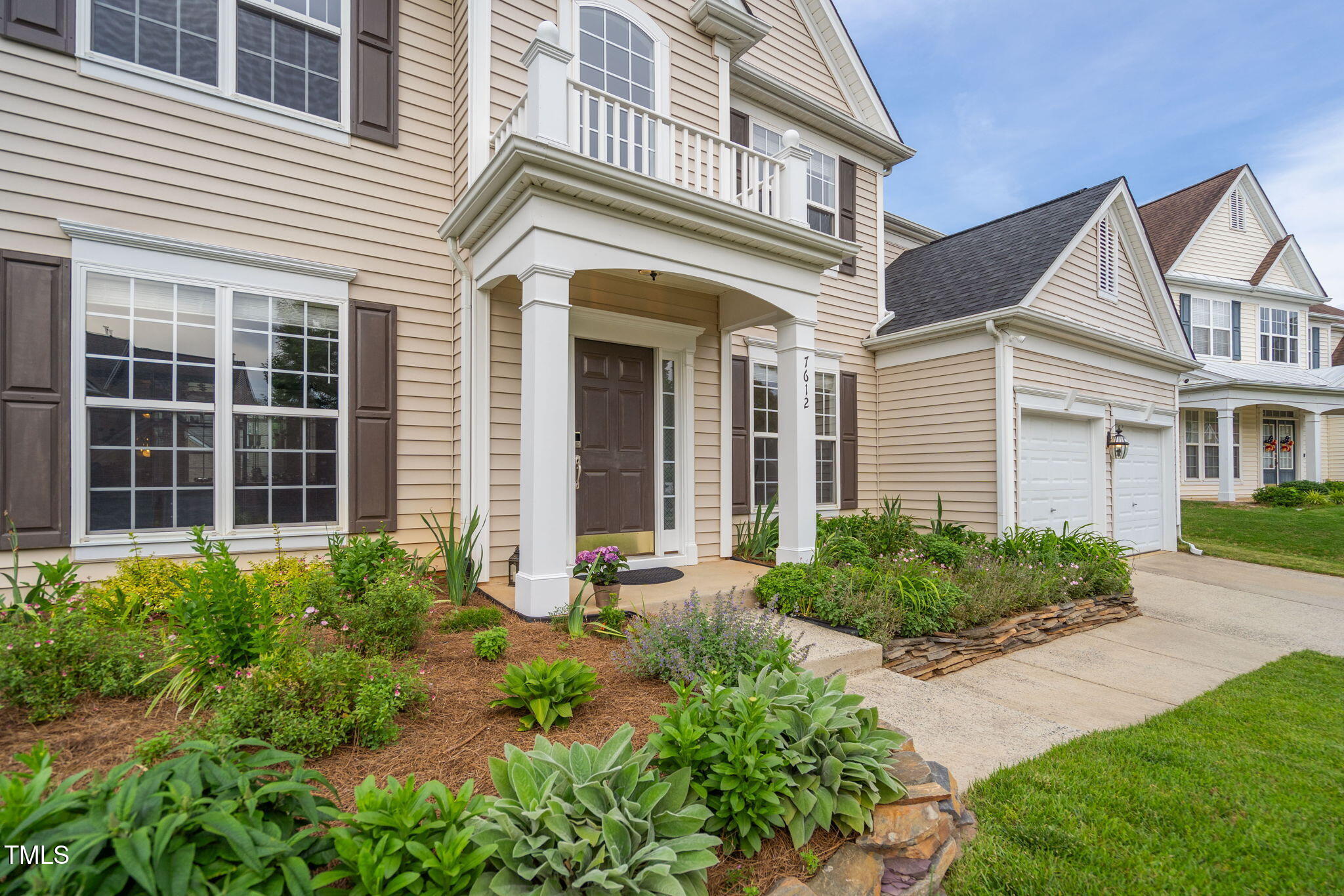 7612 Vista Del Rey Lane Raleigh, NC 27613 - Photo 7 of 73 7-web-or-mls-7612-vista-del-rey-ln