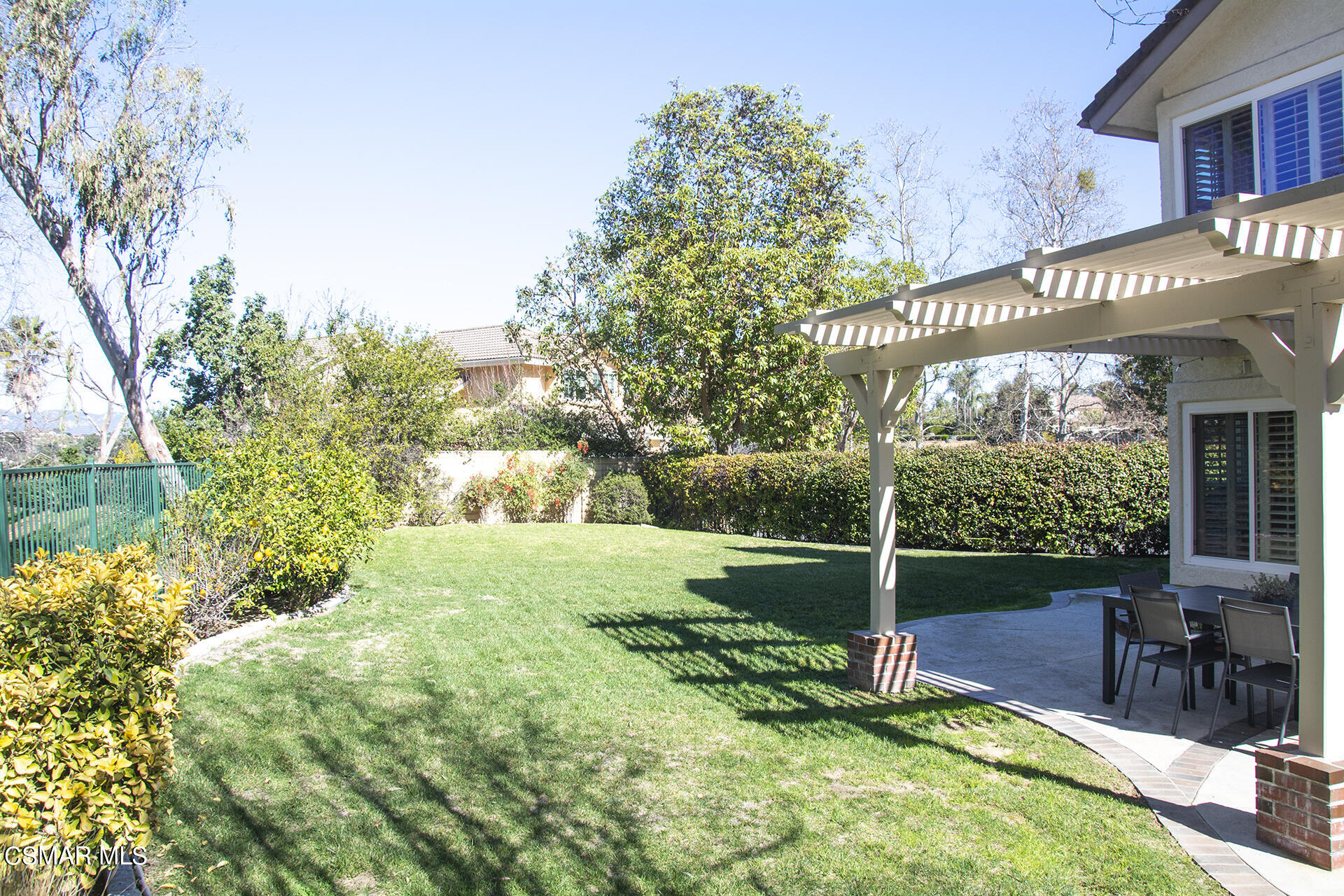 685 Overlook Road Simi Valley, CA 93065 - Photo 2 of 37 a view of a table and chairs in patio with a garden