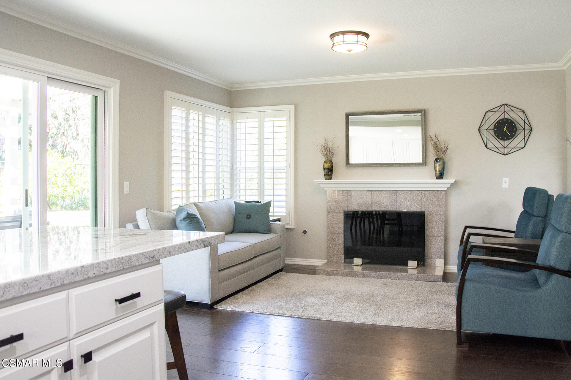 685 Overlook Road Simi Valley, CA 93065 - Photo 22 of 37 a living room with furniture and a fireplace