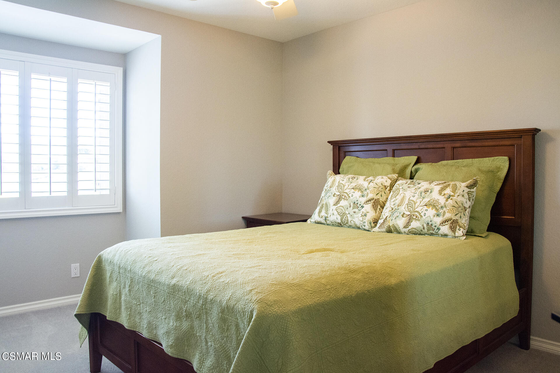 685 Overlook Road Simi Valley, CA 93065 - Photo 31 of 37 a large bed sitting in a bedroom next to a window