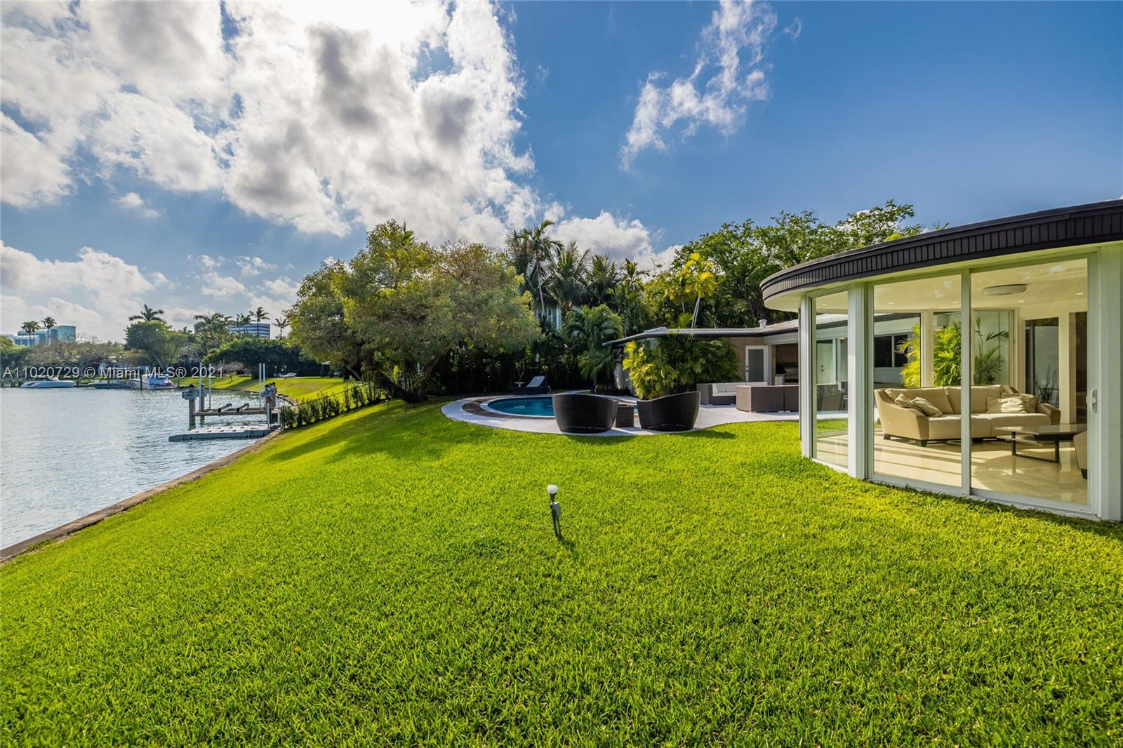 4765 Lake Road Miami, FL 33137 - Photo 64 of 100