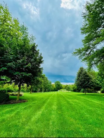 $725,000 | 635 Signal Hill Road, North Barrington, IL 60010