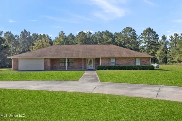 $324,900 | 4022 Old Highway, Magnolia, MS 39652