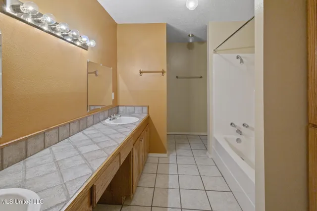 $324,900 | 4022 Old Highway, Magnolia, MS 39652