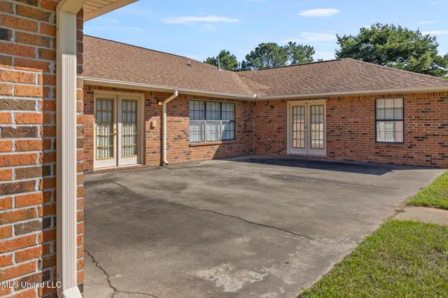 $324,900 | 4022 Old Highway, Magnolia, MS 39652