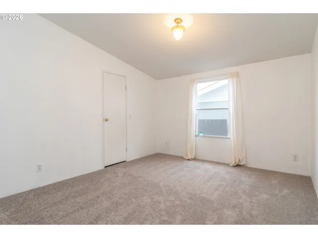 $324,990 | 189 Raintree Avenue, Sutherlin, OR 97479