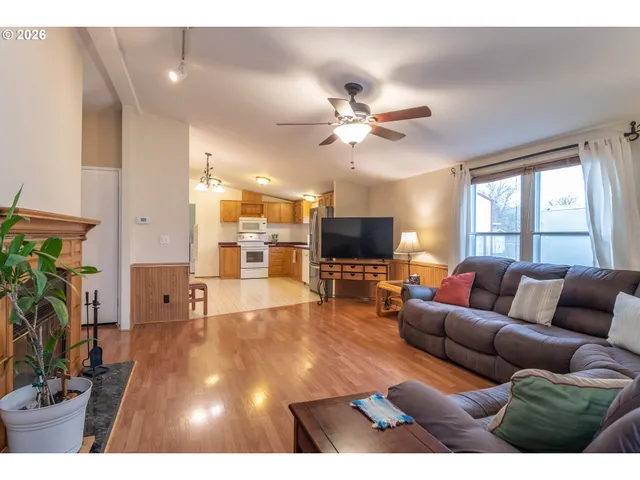 $324,990 | 189 Raintree Avenue, Sutherlin, OR 97479